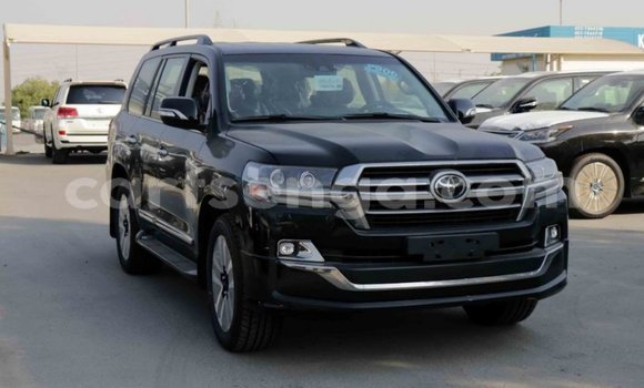 Nunua Imported Toyota Land Cruiser Black Gari ndani ya Import - Dubai nchini Hhohho Nunua Imported Toyota Land Cruiser Black Gari ndani ya Import - Dubai nchini Hhohho