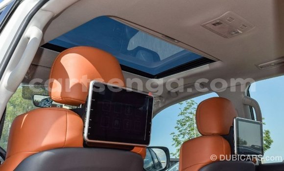 Nunua Imported Toyota Land Cruiser White Gari ndani ya Import - Dubai nchini Hhohho Nunua Imported Toyota Land Cruiser White Gari ndani ya Import - Dubai nchini Hhohho