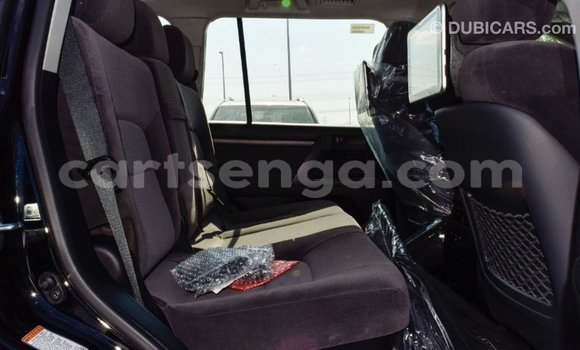Nunua Imported Toyota Land Cruiser Black Gari ndani ya Import - Dubai nchini Hhohho Nunua Imported Toyota Land Cruiser Black Gari ndani ya Import - Dubai nchini Hhohho