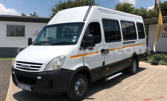 Buy Used IVECO Massif White Car in Ezulwini in Hhohho