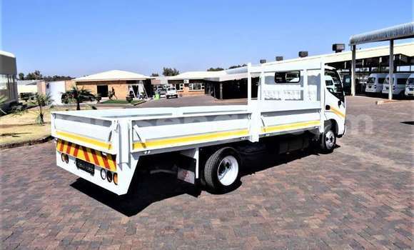 Acheter Occasion Utilitaire Toyota Dyna Blanc à Mbabane, Manzini Acheter Occasion Utilitaire Toyota Dyna Blanc à Mbabane, Manzini