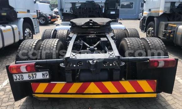 Acheter Occasion Utilitaire Mercedes‒Benz 2644 Blanc à Mbabane, Manzini Acheter Occasion Utilitaire Mercedes‒Benz 2644 Blanc à Mbabane, Manzini