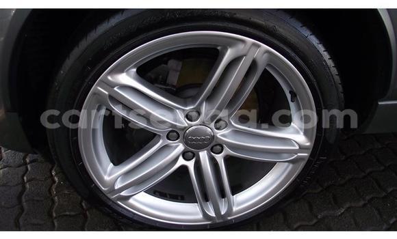 Buy Used Audi Q7 Silver Car in Ezulwini in Hhohho Buy Used Audi Q7 Silver Car in Ezulwini in Hhohho