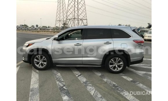 Buy Import Toyota Highlander Other Car in Import - Dubai in Hhohho Buy Import Toyota Highlander Other Car in Import - Dubai in Hhohho