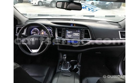Buy Import Toyota Highlander Other Car in Import - Dubai in Hhohho Buy Import Toyota Highlander Other Car in Import - Dubai in Hhohho