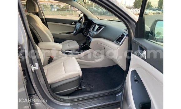 Buy Import Hyundai Tucson White Car in Import - Dubai in Hhohho Buy Import Hyundai Tucson White Car in Import - Dubai in Hhohho