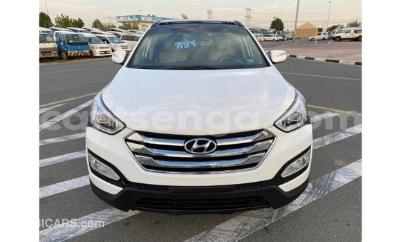 Buy Import Hyundai Santa Fe White Car in Import - Dubai in Hhohho Buy Import Hyundai Santa Fe White Car in Import - Dubai in Hhohho