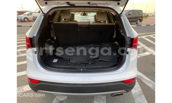 Buy Import Hyundai Santa Fe White Car in Import - Dubai in Hhohho Buy Import Hyundai Santa Fe White Car in Import - Dubai in Hhohho