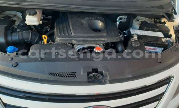 Buy Used Hyundai H1 White Car in Mbabane in Manzini Buy Used Hyundai H1 White Car in Mbabane in Manzini