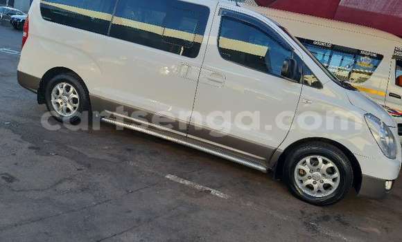 Buy Used Hyundai H1 White Car in Mbabane in Manzini Buy Used Hyundai H1 White Car in Mbabane in Manzini