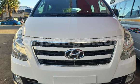 Buy Used Hyundai H1 White Car in Mbabane in Manzini Buy Used Hyundai H1 White Car in Mbabane in Manzini