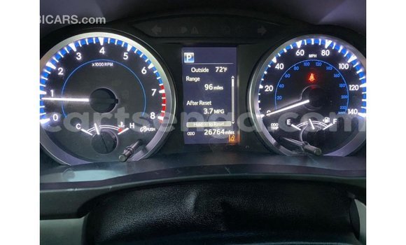 Buy Import Toyota Highlander White Car in Import - Dubai in Hhohho Buy Import Toyota Highlander White Car in Import - Dubai in Hhohho