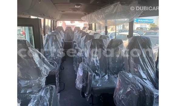 Nunua Imported Hyundai Chorus White Lori ndani ya Import - Dubai nchini Hhohho Nunua Imported Hyundai Chorus White Lori ndani ya Import - Dubai nchini Hhohho