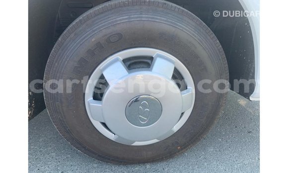 Nunua Imported Hyundai Chorus White Lori ndani ya Import - Dubai nchini Hhohho Nunua Imported Hyundai Chorus White Lori ndani ya Import - Dubai nchini Hhohho