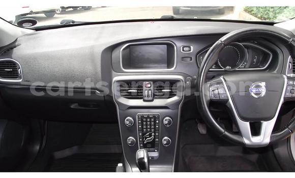 Acheter Occasion Voiture Volvo V40 Gris à Ezulwini, Hhohho Acheter Occasion Voiture Volvo V40 Gris à Ezulwini, Hhohho