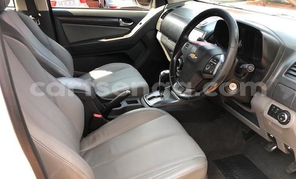 Nunua Ilio tumika Chevrolet TrailBlazer White Gari ndani ya Ezulwini nchini Hhohho Nunua Ilio tumika Chevrolet TrailBlazer White Gari ndani ya Ezulwini nchini Hhohho