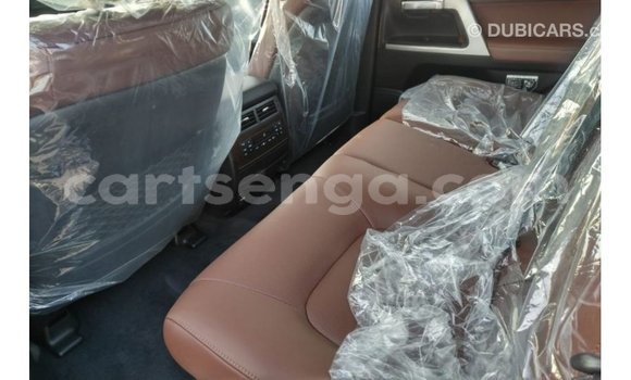 Nunua Imported Toyota Land Cruiser White Gari ndani ya Import - Dubai nchini Hhohho Nunua Imported Toyota Land Cruiser White Gari ndani ya Import - Dubai nchini Hhohho