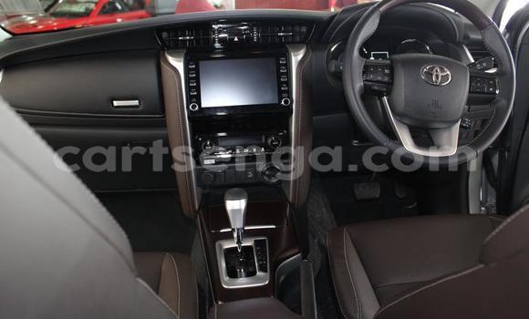 Acheter Occasion Voiture Toyota Fortuner Blanc à Matsapha, Manzini Acheter Occasion Voiture Toyota Fortuner Blanc à Matsapha, Manzini