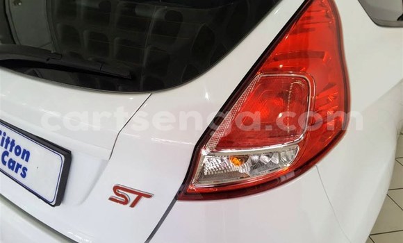 Acheter Occasion Voiture Ford Fiesta ST Blanc à Malkerns, Manzini Acheter Occasion Voiture Ford Fiesta ST Blanc à Malkerns, Manzini