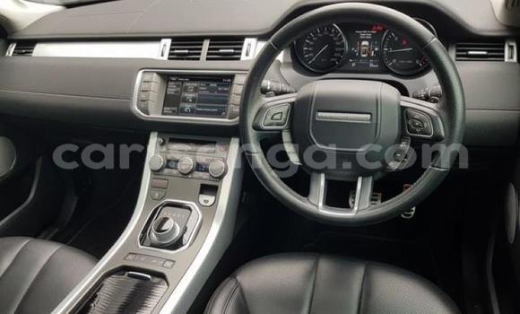 Nunua Ilio tumika Land Rover Range Rover Evoque Black Gari ndani ya Ezulwini nchini Hhohho Nunua Ilio tumika Land Rover Range Rover Evoque Black Gari ndani ya Ezulwini nchini Hhohho