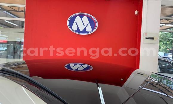 Nunua Ilio tumika Mercedes‒Benz C-klasse AMG White Gari ndani ya Ezulwini nchini Hhohho Nunua Ilio tumika Mercedes‒Benz C-klasse AMG White Gari ndani ya Ezulwini nchini Hhohho