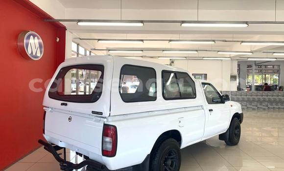 Acheter Occasion Voiture Nissan NP 300 Blanc à Ezulwini, Hhohho Acheter Occasion Voiture Nissan NP 300 Blanc à Ezulwini, Hhohho