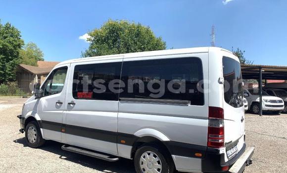 Acheter Occasion Voiture Mercedes‒Benz S–Class Blanc à Ezulwini, Hhohho Acheter Occasion Voiture Mercedes‒Benz S–Class Blanc à Ezulwini, Hhohho