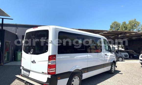 Acheter Occasion Voiture Mercedes‒Benz S–Class Blanc à Ezulwini, Hhohho Acheter Occasion Voiture Mercedes‒Benz S–Class Blanc à Ezulwini, Hhohho