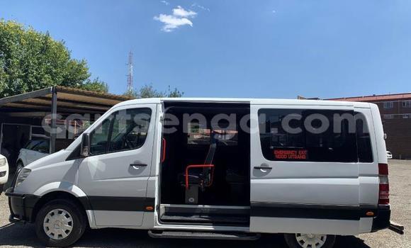 Acheter Occasion Voiture Mercedes‒Benz S–Class Blanc à Ezulwini, Hhohho Acheter Occasion Voiture Mercedes‒Benz S–Class Blanc à Ezulwini, Hhohho