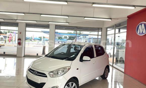 Acheter Occasion Voiture Hyundai i10 Blanc à Ezulwini, Hhohho Acheter Occasion Voiture Hyundai i10 Blanc à Ezulwini, Hhohho