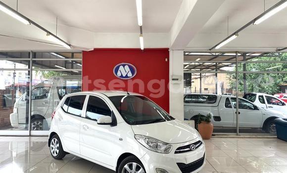 Acheter Occasion Voiture Hyundai i10 Blanc à Ezulwini, Hhohho Acheter Occasion Voiture Hyundai i10 Blanc à Ezulwini, Hhohho