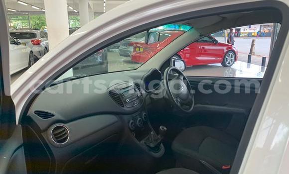 Acheter Occasion Voiture Hyundai i10 Blanc à Ezulwini, Hhohho Acheter Occasion Voiture Hyundai i10 Blanc à Ezulwini, Hhohho
