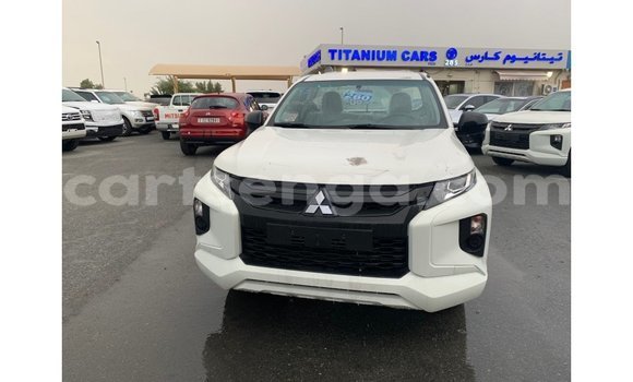 Nunua Imported Mitsubishi L200 White Gari ndani ya Import - Dubai nchini Hhohho Nunua Imported Mitsubishi L200 White Gari ndani ya Import - Dubai nchini Hhohho
