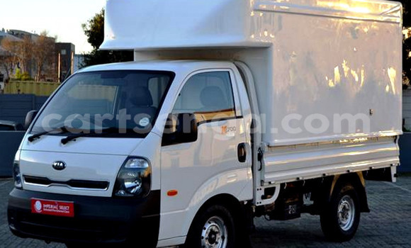 Acheter Occasion Voiture Kia K7 Blanc à Mbabane, Manzini Acheter Occasion Voiture Kia K7 Blanc à Mbabane, Manzini