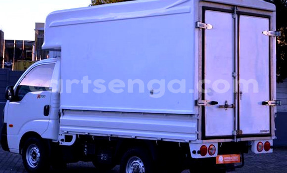 Acheter Occasion Voiture Kia K7 Blanc à Mbabane, Manzini Acheter Occasion Voiture Kia K7 Blanc à Mbabane, Manzini