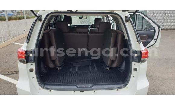 Buy Used Toyota Fortuner White Car in Mbabane in Manzini Buy Used Toyota Fortuner White Car in Mbabane in Manzini