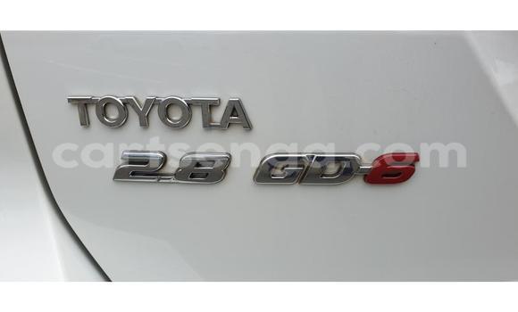 Buy Used Toyota Fortuner White Car in Mbabane in Manzini Buy Used Toyota Fortuner White Car in Mbabane in Manzini