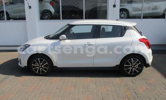 Acheter Occasion Voiture Suzuki Swift Blanc à Manzini, Manzini Acheter Occasion Voiture Suzuki Swift Blanc à Manzini, Manzini