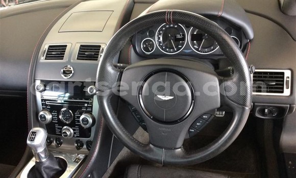 Acheter Occasion Voiture Aston Martin DBS Noir à Bulembu, Hhohho Acheter Occasion Voiture Aston Martin DBS Noir à Bulembu, Hhohho