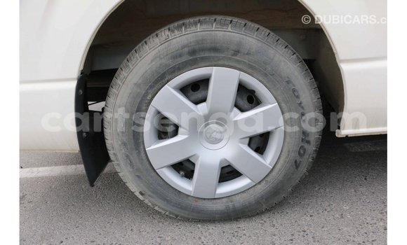 Acheter Import Voiture Toyota Hiace Blanc à Import - Dubai, Hhohho Acheter Import Voiture Toyota Hiace Blanc à Import - Dubai, Hhohho