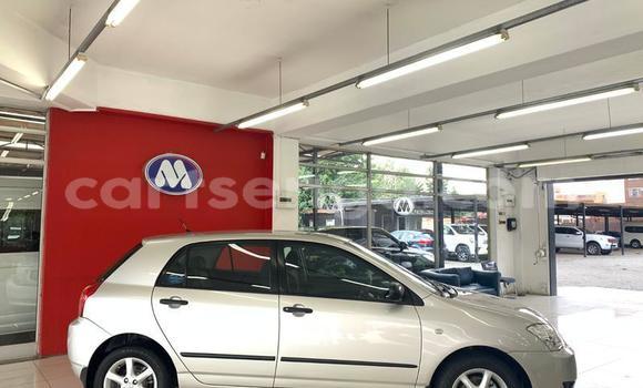 Nunua Ilio tumika Toyota Runx Silver Gari ndani ya Ezulwini nchini Hhohho Nunua Ilio tumika Toyota Runx Silver Gari ndani ya Ezulwini nchini Hhohho