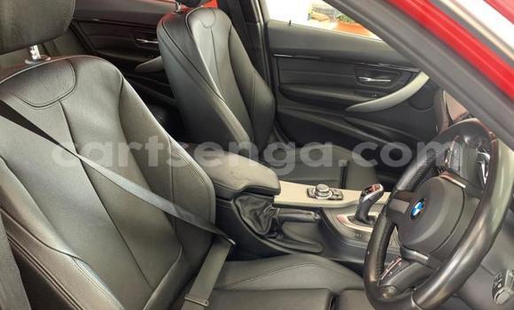 Nunua Ilio tumika BMW 3–Series Red Gari ndani ya Ezulwini nchini Hhohho Nunua Ilio tumika BMW 3–Series Red Gari ndani ya Ezulwini nchini Hhohho