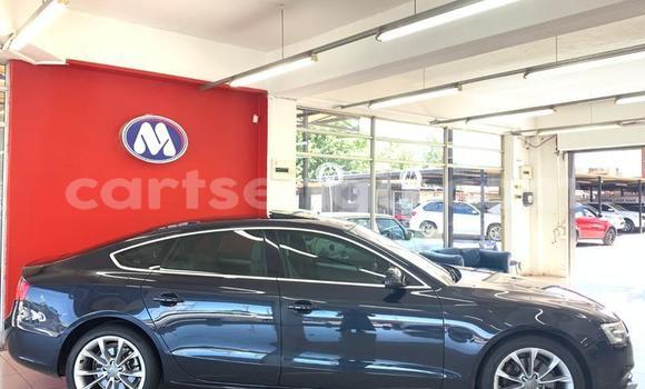 Nunua Ilio tumika Audi A5 Black Gari ndani ya Ezulwini nchini Hhohho Nunua Ilio tumika Audi A5 Black Gari ndani ya Ezulwini nchini Hhohho