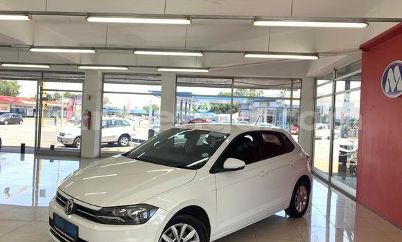 Acheter Occasion Voiture Volkswagen Polo Blanc à Ezulwini, Hhohho Acheter Occasion Voiture Volkswagen Polo Blanc à Ezulwini, Hhohho