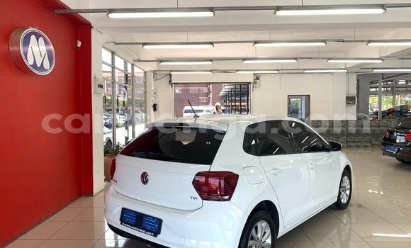 Acheter Occasion Voiture Volkswagen Polo Blanc à Ezulwini, Hhohho Acheter Occasion Voiture Volkswagen Polo Blanc à Ezulwini, Hhohho