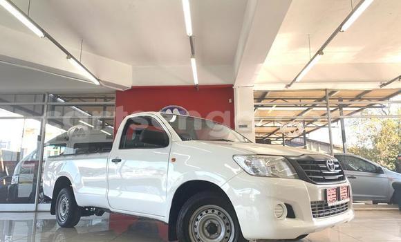 Buy Used Toyota Hilux White Car in Ezulwini in Hhohho Buy Used Toyota Hilux White Car in Ezulwini in Hhohho