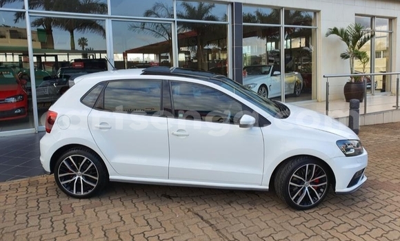 Nunua Ilio tumika Volkswagen Polo GTI White Gari ndani ya Manzini nchini Manzini Nunua Ilio tumika Volkswagen Polo GTI White Gari ndani ya Manzini nchini Manzini