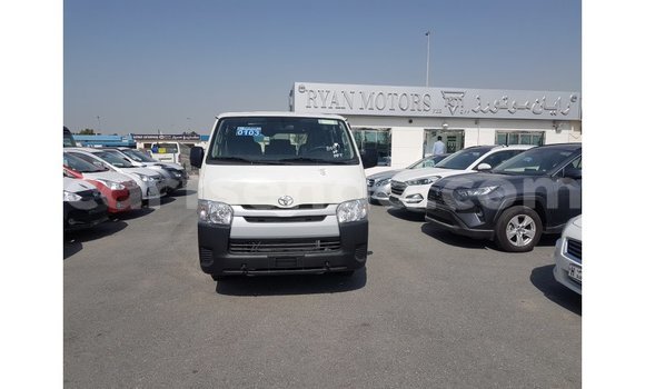 Buy Import Toyota Hiace White Car in Import - Dubai in Hhohho Buy Import Toyota Hiace White Car in Import - Dubai in Hhohho