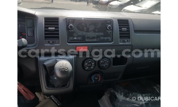Buy Import Toyota Hiace White Car in Import - Dubai in Hhohho Buy Import Toyota Hiace White Car in Import - Dubai in Hhohho