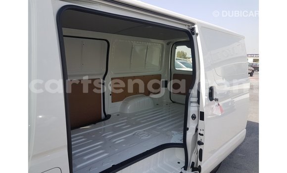 Buy Import Toyota Hiace White Car in Import - Dubai in Hhohho Buy Import Toyota Hiace White Car in Import - Dubai in Hhohho
